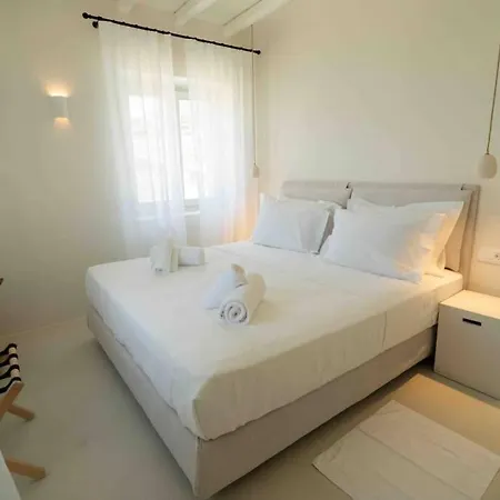 Bright New Luxury Villa וילה *