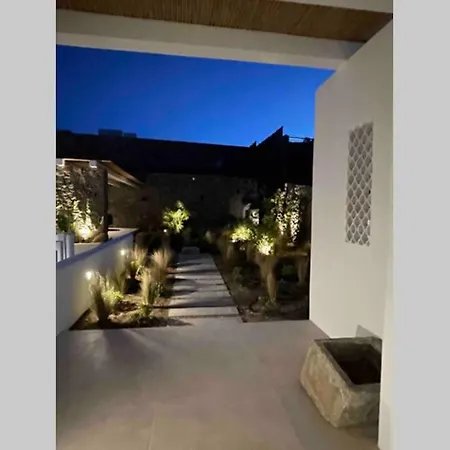 Bright New Luxury Villa *