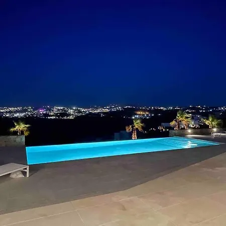 Bright New Luxury Villa Villa
