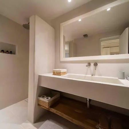 Bright New Luxury Villa Mykonos Town